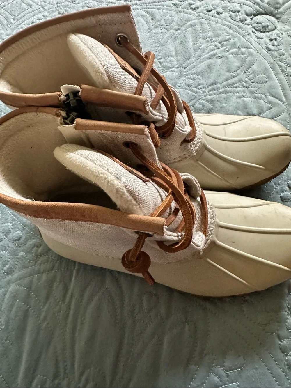 Sperry Cream and Tan Waterproof Lace-Up Duck Boots